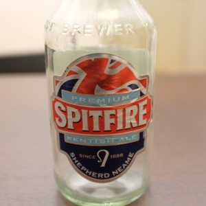 「SPITFIRE ALE」（ビール瓶）
